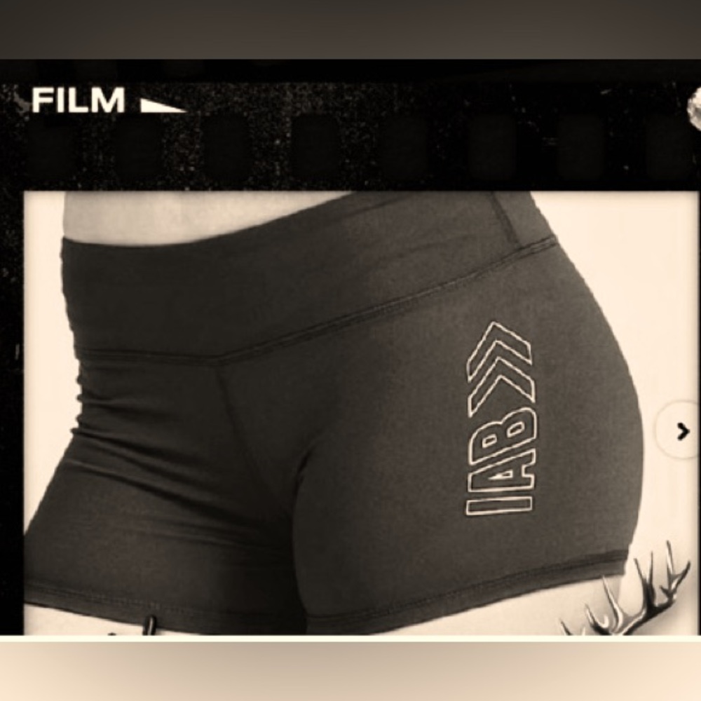 IAB MFG Athletic Shorts Women’s M/8
